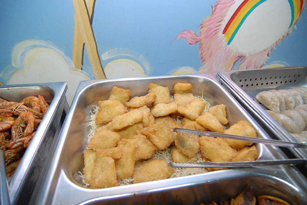 EUR_6943.JPG - Fish Filet with Mayonaise Source