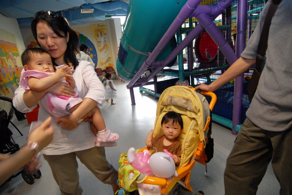 EUR_7006.JPG - "Don't return me to mummy .... "
